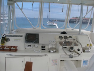 altamar day trips galapagos